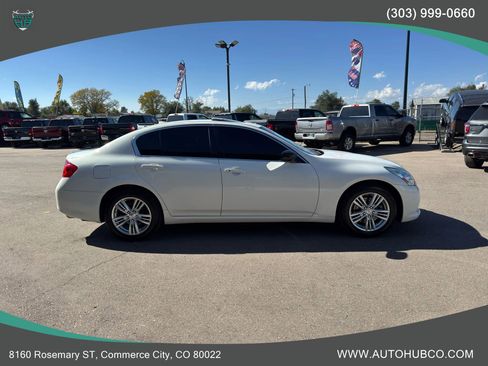 Used 2013 INFINITI G37 x Sedan w/ Premium Pkg image 4
