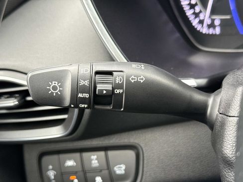 Used 2020 Hyundai Santa Fe Limited image 10