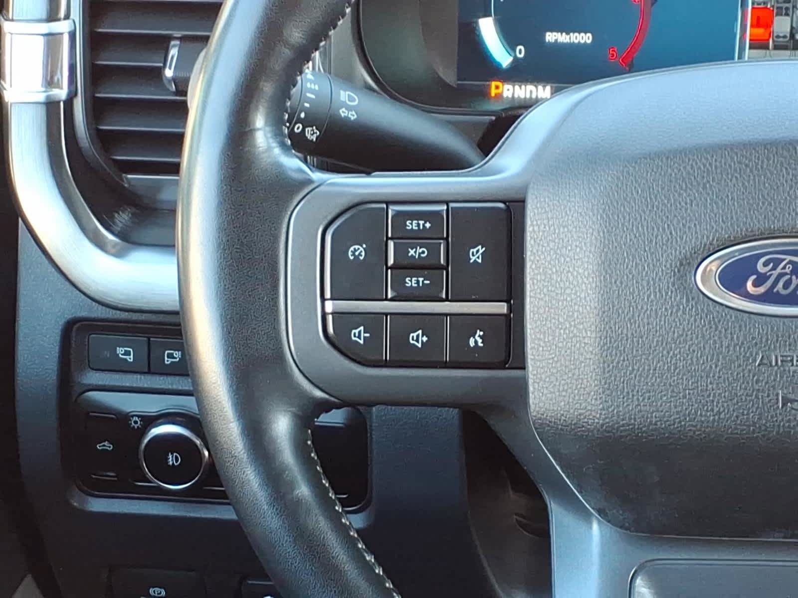 Used 2024 Ford F250 Lariat AWD/4WD image 21