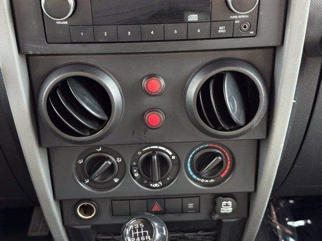 Used 2009 Jeep Wrangler X AWD/4WD image 8