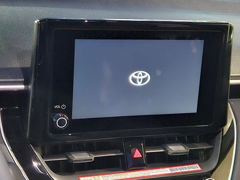 New 2026 Toyota Corolla Cross LE FWD image 10