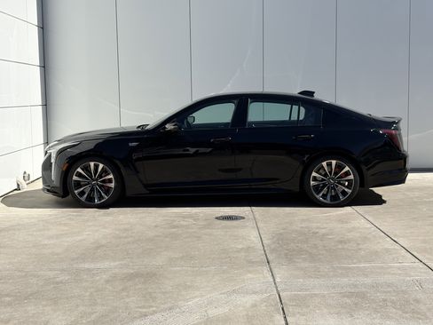 Used 2025 Cadillac CT5 V Blackwing RWD image 4