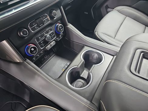 Certified 2023 Chevrolet Tahoe Premier w/ Advanced Technology Package AWD/4WD image 32