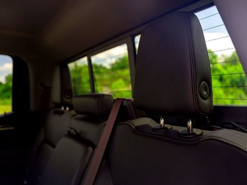 Used 2022 Chevrolet Silverado 1500 LTZ w/ LTZ Premium Texas Edition AWD/4WD image 26