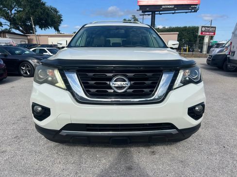 Used 2017 Nissan Pathfinder SL w/ SL Premium Package image 2