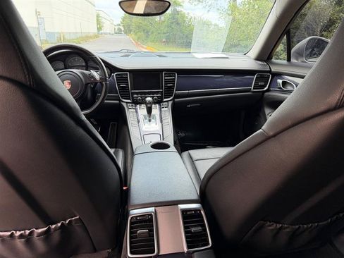 Used 2011 Porsche Panamera image 33