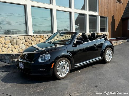 Used 2013 Volkswagen Beetle 2.5 image 12