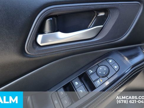 Used 2024 Nissan Rogue SV image 16