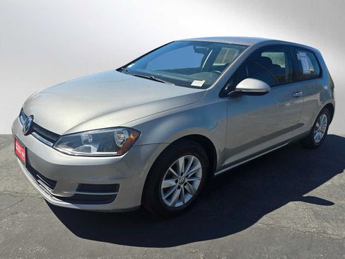 Used 2015 Volkswagen Golf S FWD image 7