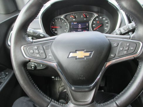 Used 2021 Chevrolet Equinox LT AWD/4WD image 23
