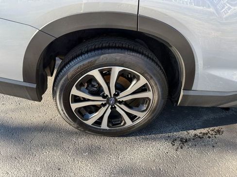 Used 2023 Subaru Forester Limited image 26