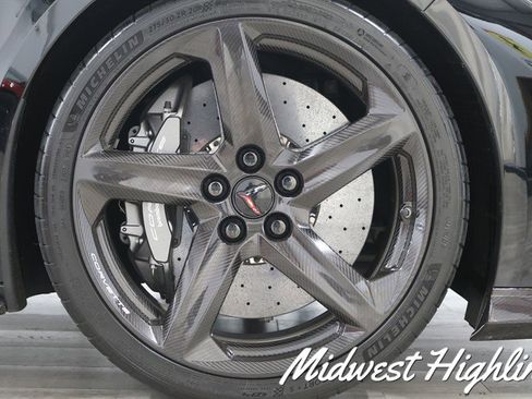 Used 2023 Chevrolet Corvette Z06 image 24