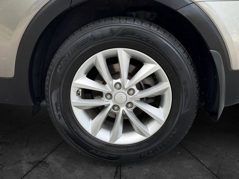 Used 2017 Kia Sorento FWD image 26