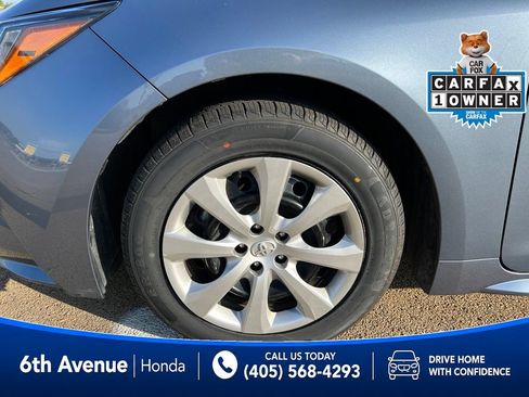 Used 2025 Toyota Corolla LE FWD image 9