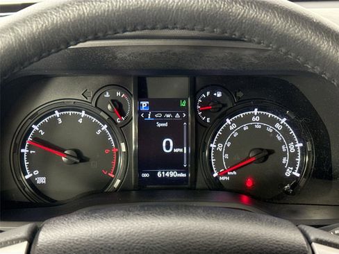 Certified 2024 Toyota 4Runner SR5 AWD/4WD image 18
