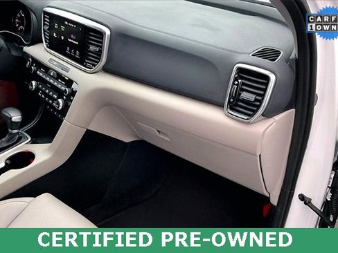 Certified 2022 Kia Sportage EX w/ EX Technology Package image 16