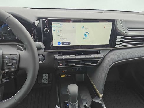 New 2026 Toyota Camry Hybrid image 7