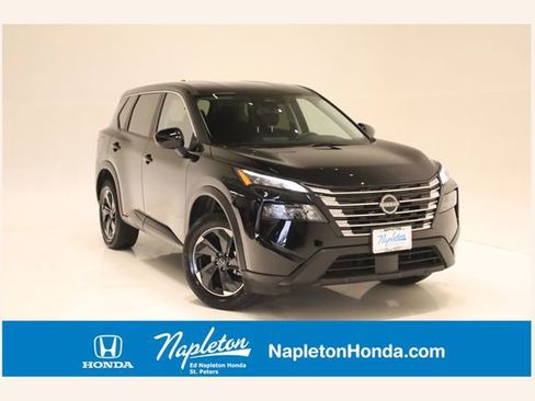 Used 2025 Nissan Rogue SV AWD/4WD image 1