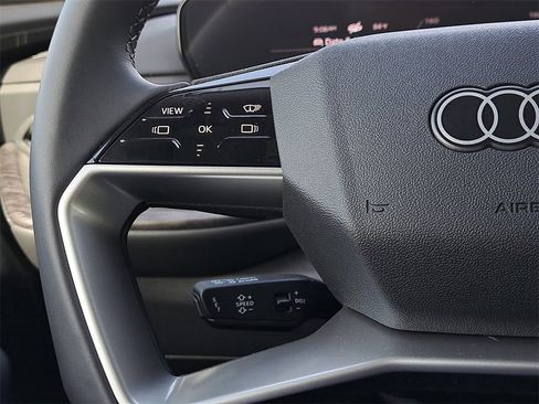 New 2025 Audi Q5 Premium Plus image 9