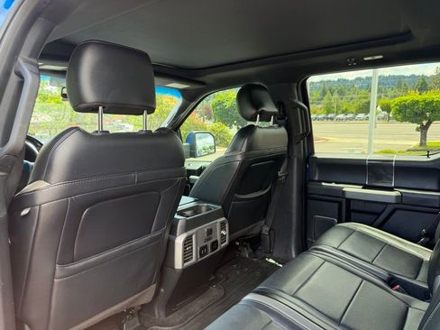 Used 2018 Ford F150 Raptor w/ Equipment Group 802A Luxury AWD/4WD image 30
