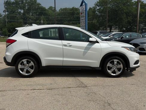 Used 2021 Honda HR-V LX image 8