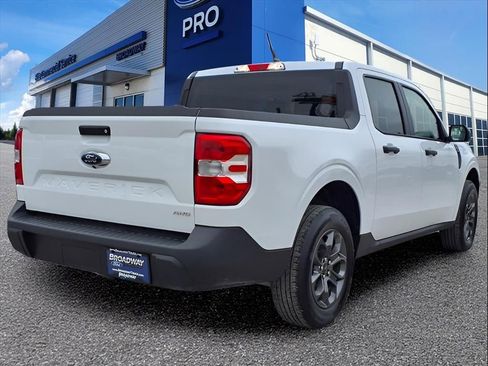 Used 2024 Ford Maverick XLT w/ Equipment Group 300A Standard image 3