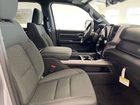 New 2026 RAM 1500 Big Horn AWD/4WD image 23
