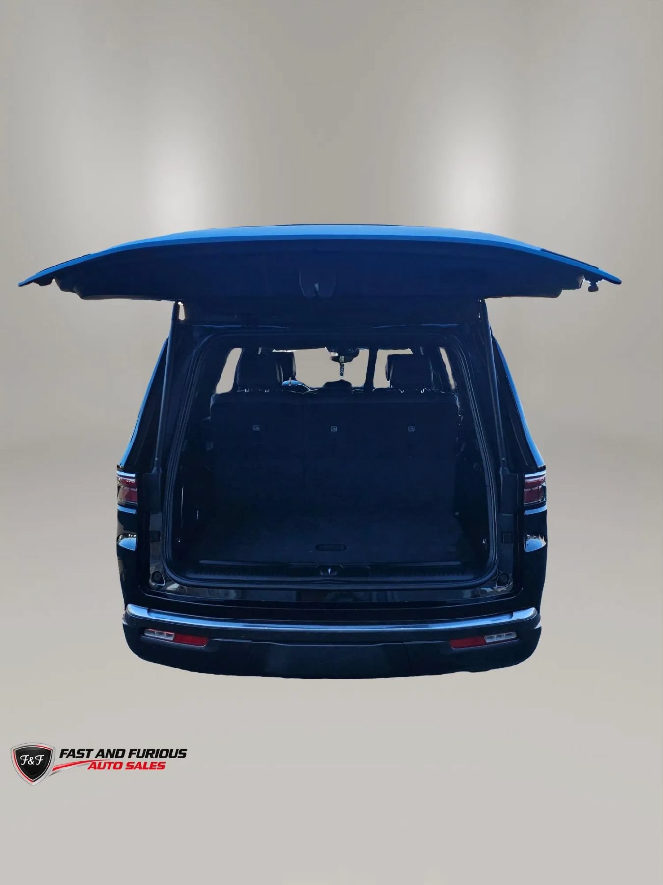 Used 2022 Jeep Wagoneer Series II AWD/4WD image 34