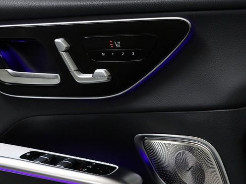 Certified 2026 Mercedes-Benz GLC 300 4MATIC image 24