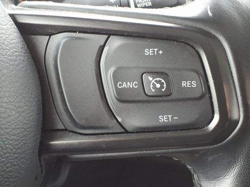 Used 2021 Jeep Gladiator Sport AWD/4WD image 17