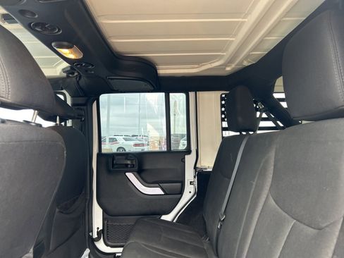 Used 2017 Jeep Wrangler Unlimited Sport w/ Quick Order Package 24S image 10