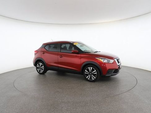 Used 2020 Nissan Kicks SV image 25