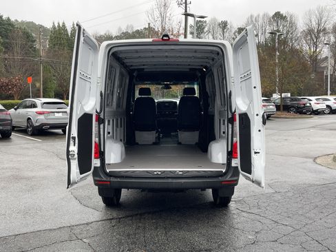 New 2025 Mercedes-Benz Sprinter 2500 image 13