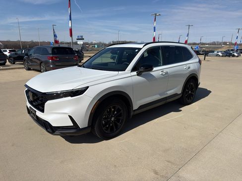 Used 2023 Honda CR-V Sport image 1