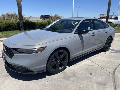 Used 2023 Honda Accord Sport image 4