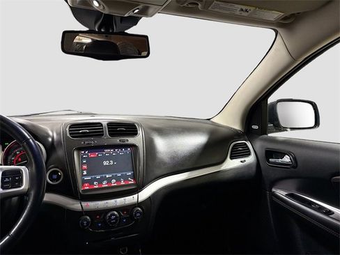 Used 2017 Dodge Journey GT w/ Driver Convenience Group image 25