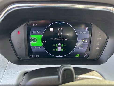 Used 2023 Chevrolet Bolt EUV Premier w/ Sun & Sound Package image 10