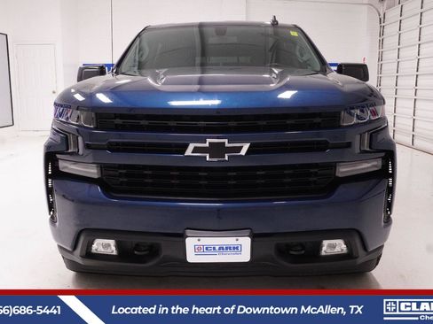 Used 2021 Chevrolet Silverado 1500 RST AWD/4WD image 2