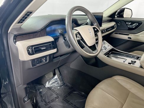 Used 2022 Lincoln Aviator Reserve w/ Elements Package Plus AWD/4WD image 9