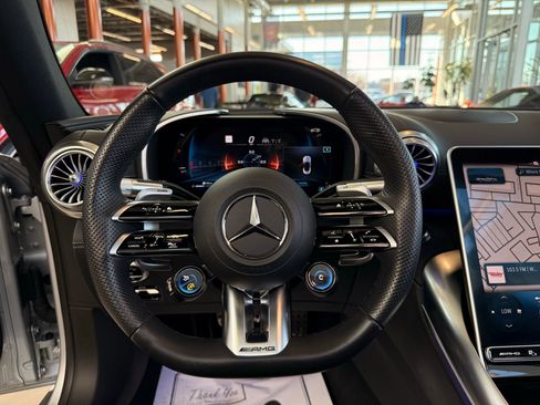 Used 2023 Mercedes-Benz SL 43 AMG w/ Driver Assistance Package image 53