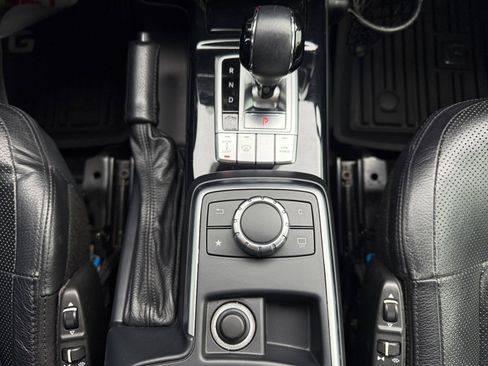 Used 2017 Mercedes-Benz G 550 image 13