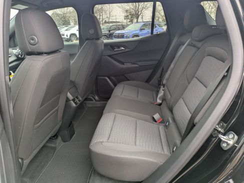 New 2026 Chevrolet Equinox LT image 12