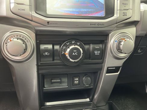 Used 2019 Toyota 4Runner SR5 Premium AWD/4WD image 21