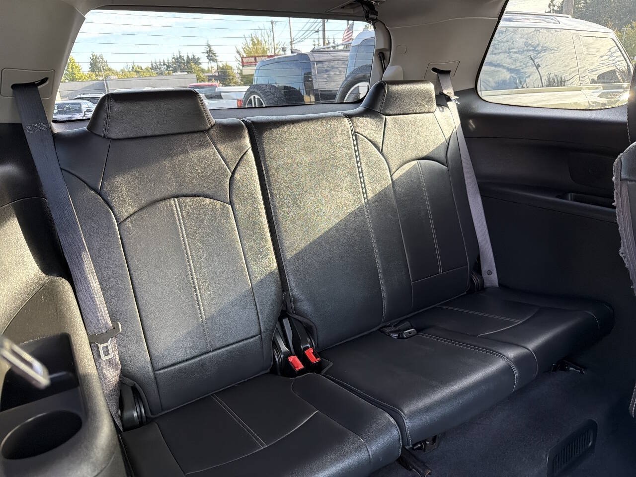 Used 2015 GMC Acadia SLT AWD/4WD image 26
