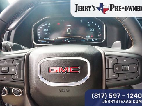 Used 2024 GMC Sierra 1500 AT4 w/ Technology Package AWD/4WD image 15