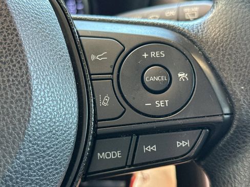 Certified 2019 Toyota RAV4 LE w/ Carpet Mat Package FWD image 27