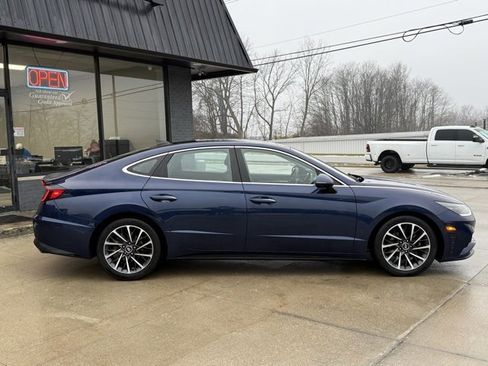 Used 2022 Hyundai Sonata Limited image 19