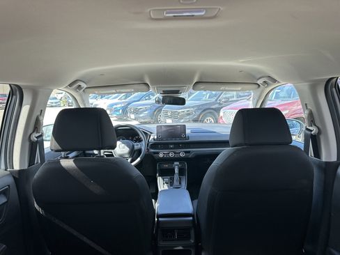 Used 2025 Honda CR-V LX image 12