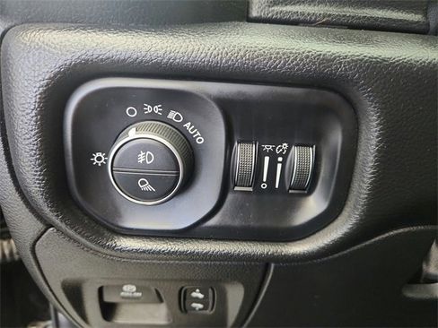 Used 2022 RAM 1500 Laramie image 30