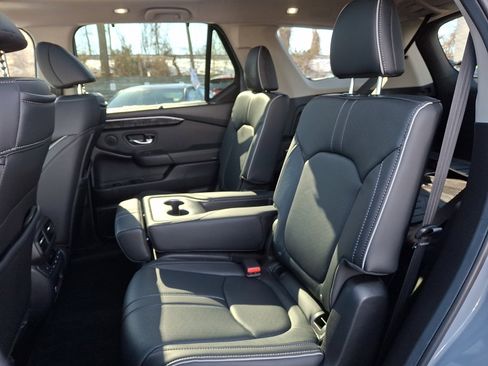 Certified 2025 Honda Pilot Elite image 9